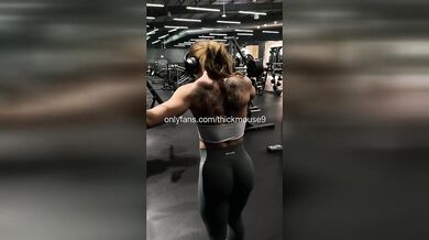 18yo Gangbang Slip Caught on TikTok Live Fail