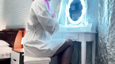 JOI Femdom Feet - Stockings, Soles and Countdown