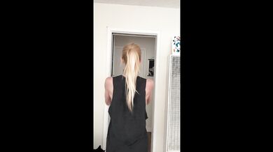 Cute blonde upper body workout
