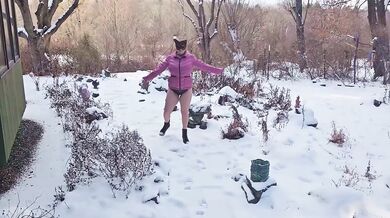 MY Mommy Shovels Snow with Her BIG Tits Swinging and Juicy Ass Out on a Snowy Day
