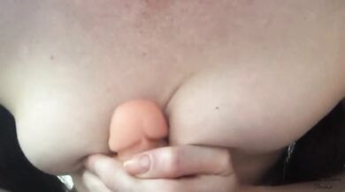 boobsjob na webcam / shy virgin teen wants your cum on her smooth tits