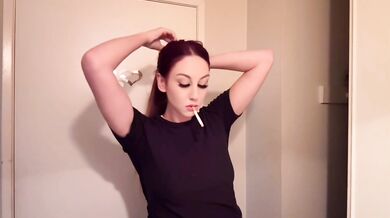 Italian Big tits Milf Artemisia Love smoke sesh Full No slow mo on OF@ArtemisiaLove101