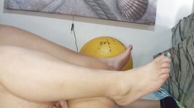 PILATES INSTRUCTOR HAS SEX WITH HIS STUDENT ON THE BALL
