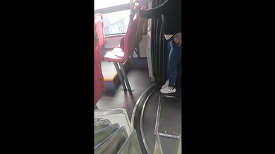 Con una pasajera que conocí en el bus en México / sexo esposa infiel