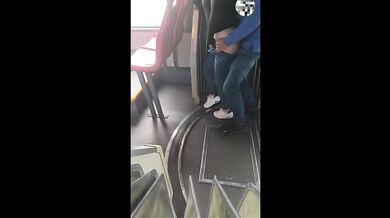 Con una pasajera que conocí en el bus en México / sexo esposa infiel