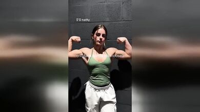 TikTok Live Gym Gangbang: 5 Strangers Breed 18yo Pussy