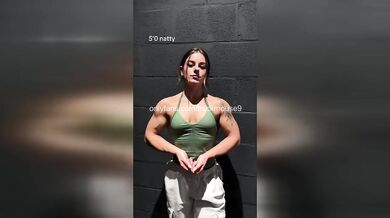 TikTok Live Gym Gangbang: 5 Strangers Breed 18yo Pussy