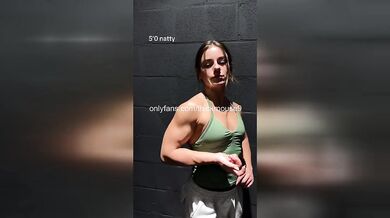TikTok Live Gym Gangbang: 5 Strangers Breed 18yo Pussy