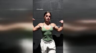 TikTok Live Gym Gangbang: 5 Strangers Breed 18yo Pussy