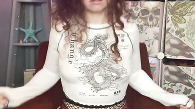 Cute girl next door fucks herself deep in the back door.