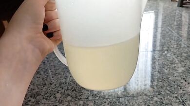A very long pee almost 700 ml