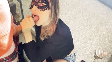 Neighbor Alisa sucked dick on the staircase (Subtitles)