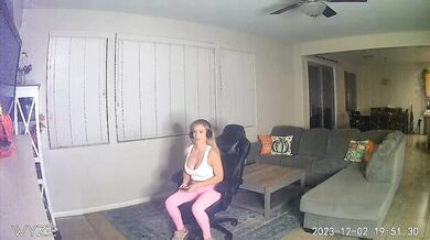 Free Use Gamer Girl Creampied