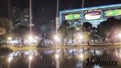 I asked a stranger to record me and I ended up showing him my new toy - Bellanixx
