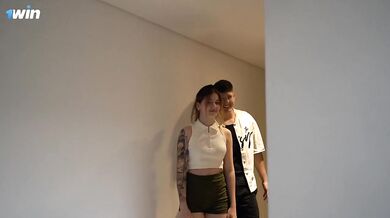 EMMA FIORE debuts her NEW boyfriend - Knock Knock Special