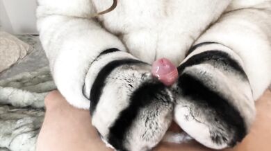 Furglove handjob chinchilla fur sensual session with cum on fur Furfetishcouple Francis and Alessia