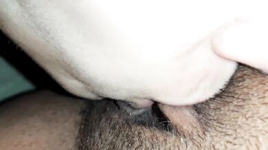 My girlfriend kisses my pussy and sucks my clit - IkaSmokS