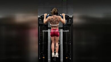 TikTok Live Squat Rack Orgy: Muscle Girl Gaped Wide