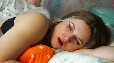 The stepson fucked his stepmom with big tits while his father was not at home and cum in her mouth