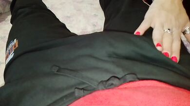 ARONCORA CREAMPIE STEP MOM CLEANUP CUM HOT with proposals for you