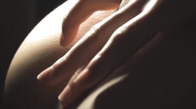 Slow-motion close-up is fascinating in its detail