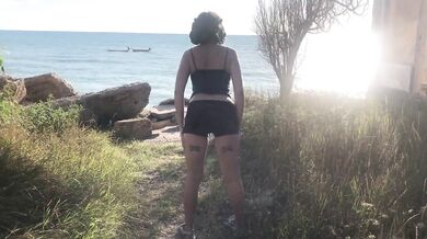 Outdoor handjob in abandoned resort houses near the Sea