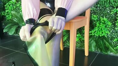 Latex foot fetish Katerina Piglet