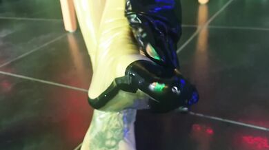 Latex foot fetish Katerina Piglet