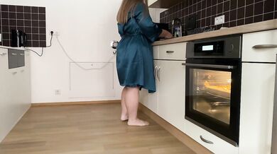 Horny mother-in-law and son-in-law masturbate together in the kitchen
