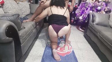 Deliciosa mamada de polla de culona madura de 70