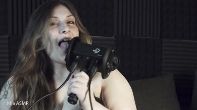 Intense and Stimulating Earlicking from Mia ASMR
