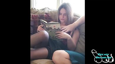 Stepsister Gives Freeuse Handjob to Small Cock