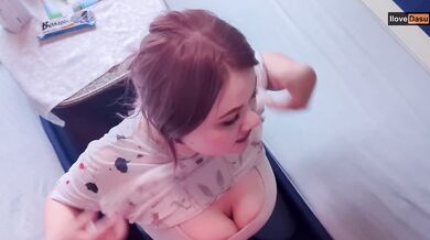 Horny teen get milkywayed on a train trip