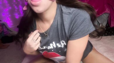 CUM w/Me on Christmas Eve