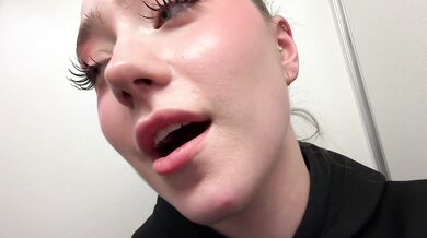 I couldn't wait to get home and went to masturbate in the airplane toilet. Was I burned?