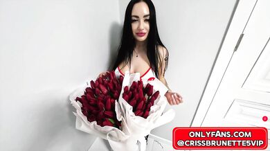 My Valentine's Day gift, sex, blowjob, orgasms and lots of passion - CrissBrunette.