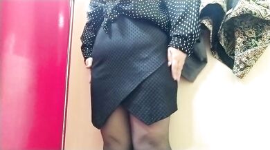 Big Sexy Belly and Luxurious Ass in the Fitting Room
