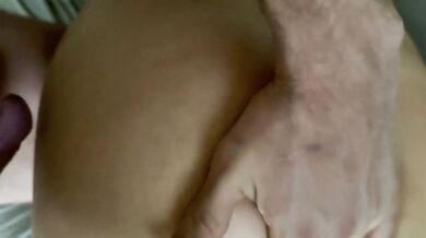 Cum on his girlfriend, homemade sex.