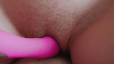 My wife straddled cock vibrator to clit