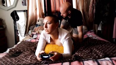 (Free Full Length) Real Free Use Couple Fucking While Gaming with Cumshot on Big Latina Booty
