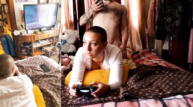 (Free Full Length) Real Free Use Couple Fucking While Gaming with Cumshot on Big Latina Booty
