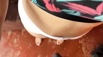 My fat ass gets hot with twerking and I end up fucking the cameraman
