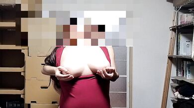Playing with the big of a chubby busty married woman