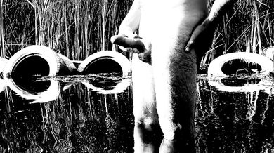 Cumshoting in the fresh air is great!