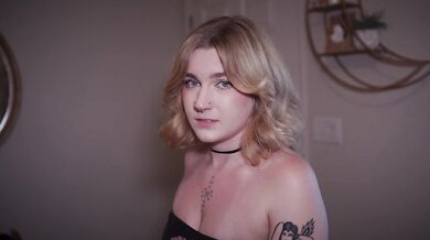 POV Getting A Blowjob From A Hot Stranger