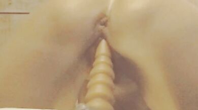 Chevauchée d'un sextoy