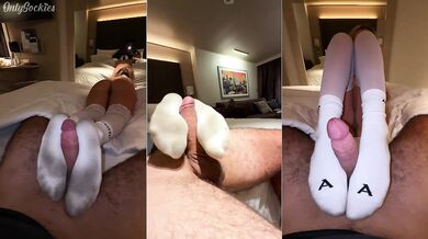 Blondie Loves Giving Vacation Sockjobs In Stockings! - POV