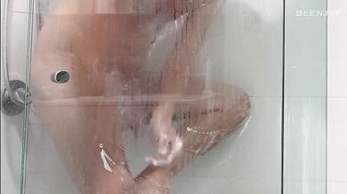 Jerk off my bwc on AirBnB in Sydney- dickflash and catch by my family