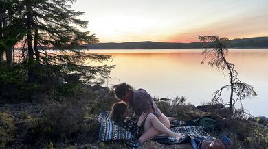 Love at a Lake in the Sunset - RosySky - 4K 30fps