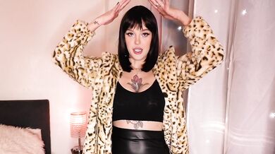 Australian YouTuber PHOEBE YVETTE will drive you wild in this sheer lingerie